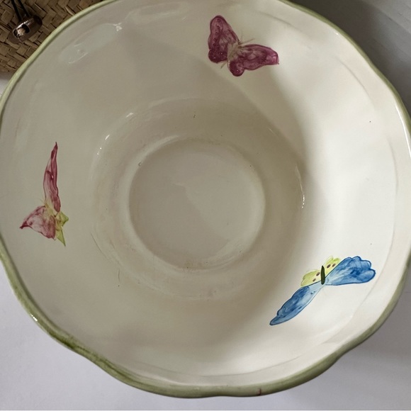 Gorgeous Vintage Butterfly Bowl - Picture 3 of 9